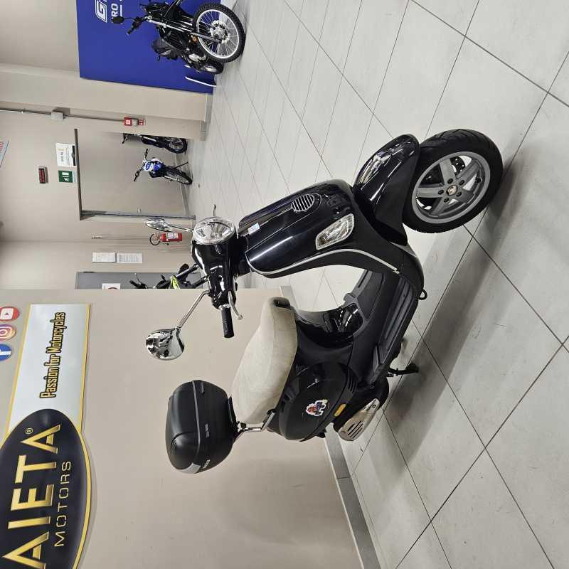 Vespa LX 50 4T - 2012