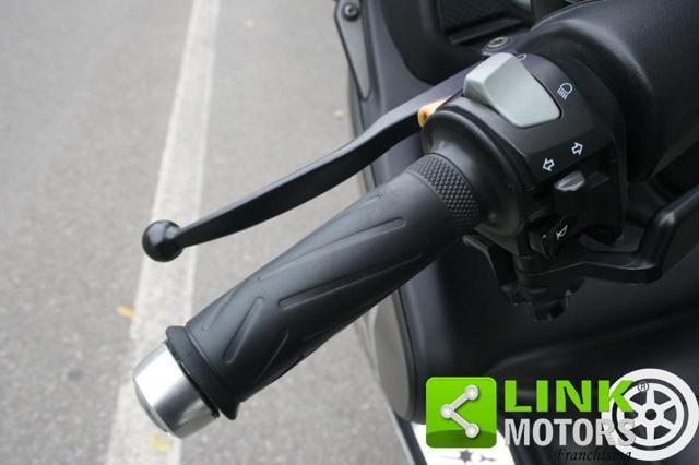 YAMAHA T-Max 500 BLACK MAX