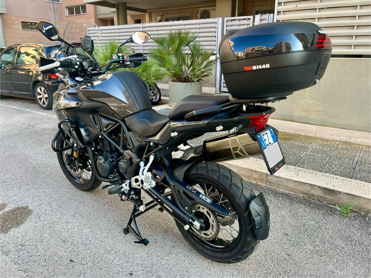 Benelli TRK 502 - 6.300 km - 2022