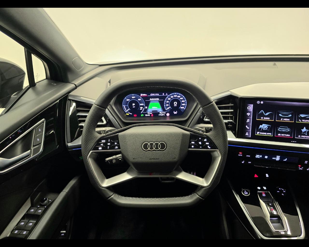 AUDI Q4 45 E-TRON QUATTRO S-LINE