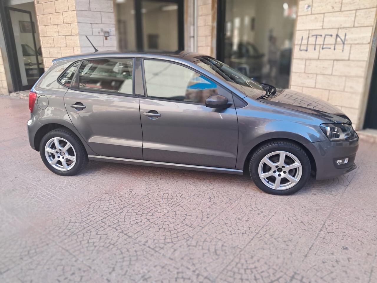 VOLKSWAGEN POLO 1.6 Diesel 90 CV-NEOPATENTATI-Euro5990