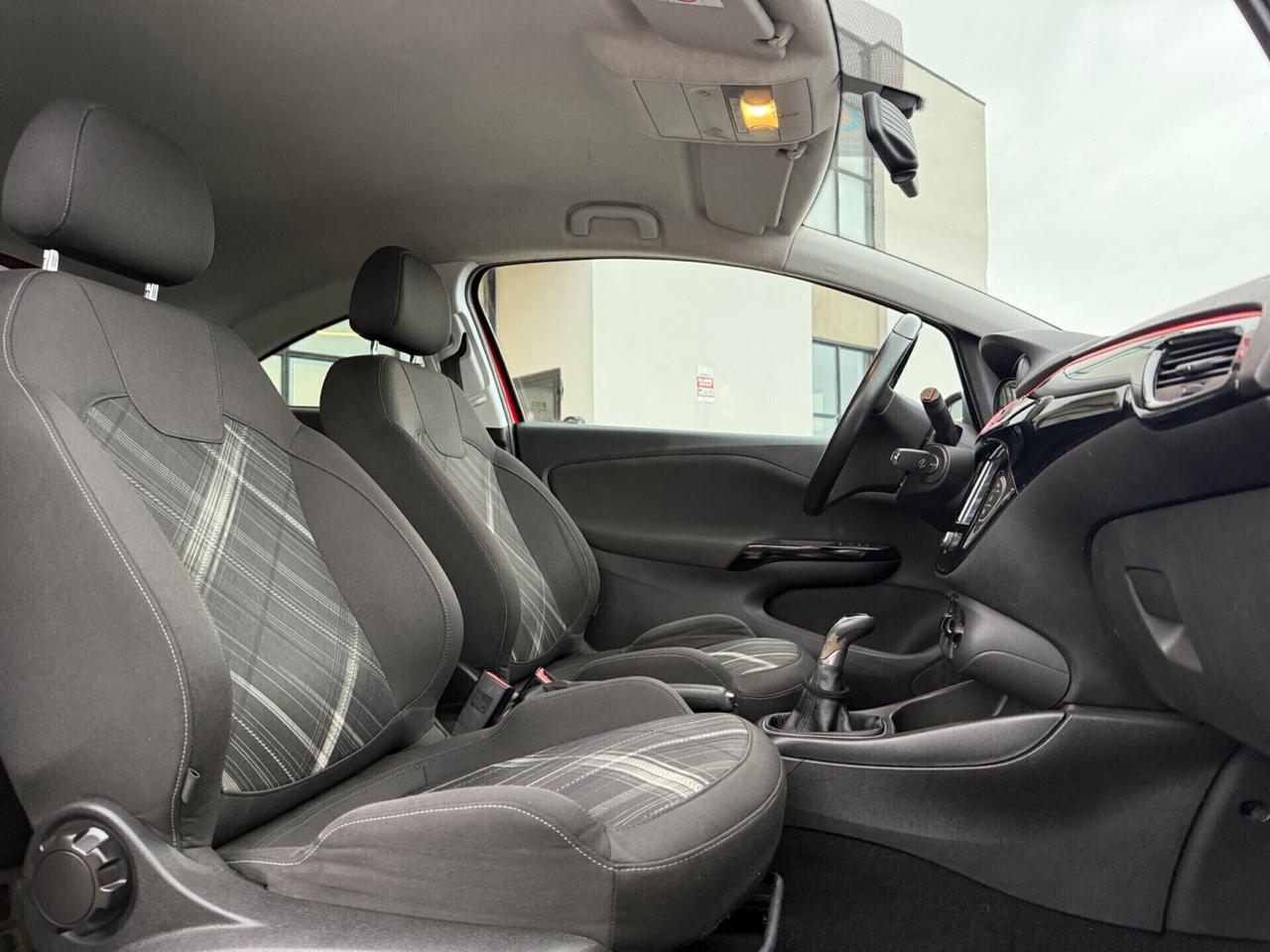 Opel Corsa 1.4B. b-Color|AUTOMATICO|CERCHI IN LEGA