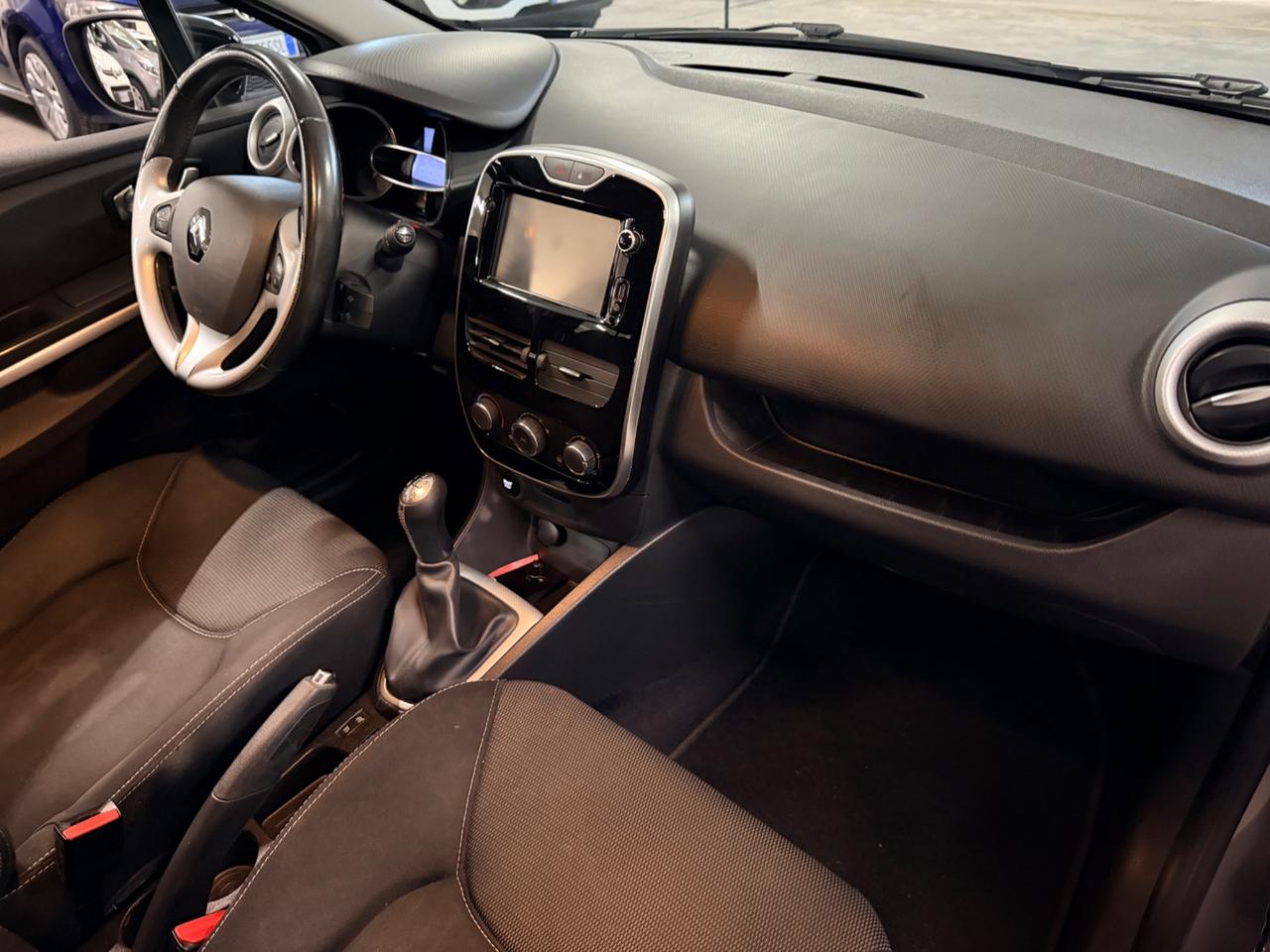 Renault Clio TCe 12V 90CV Start&Stop 5 porte Energy Intens