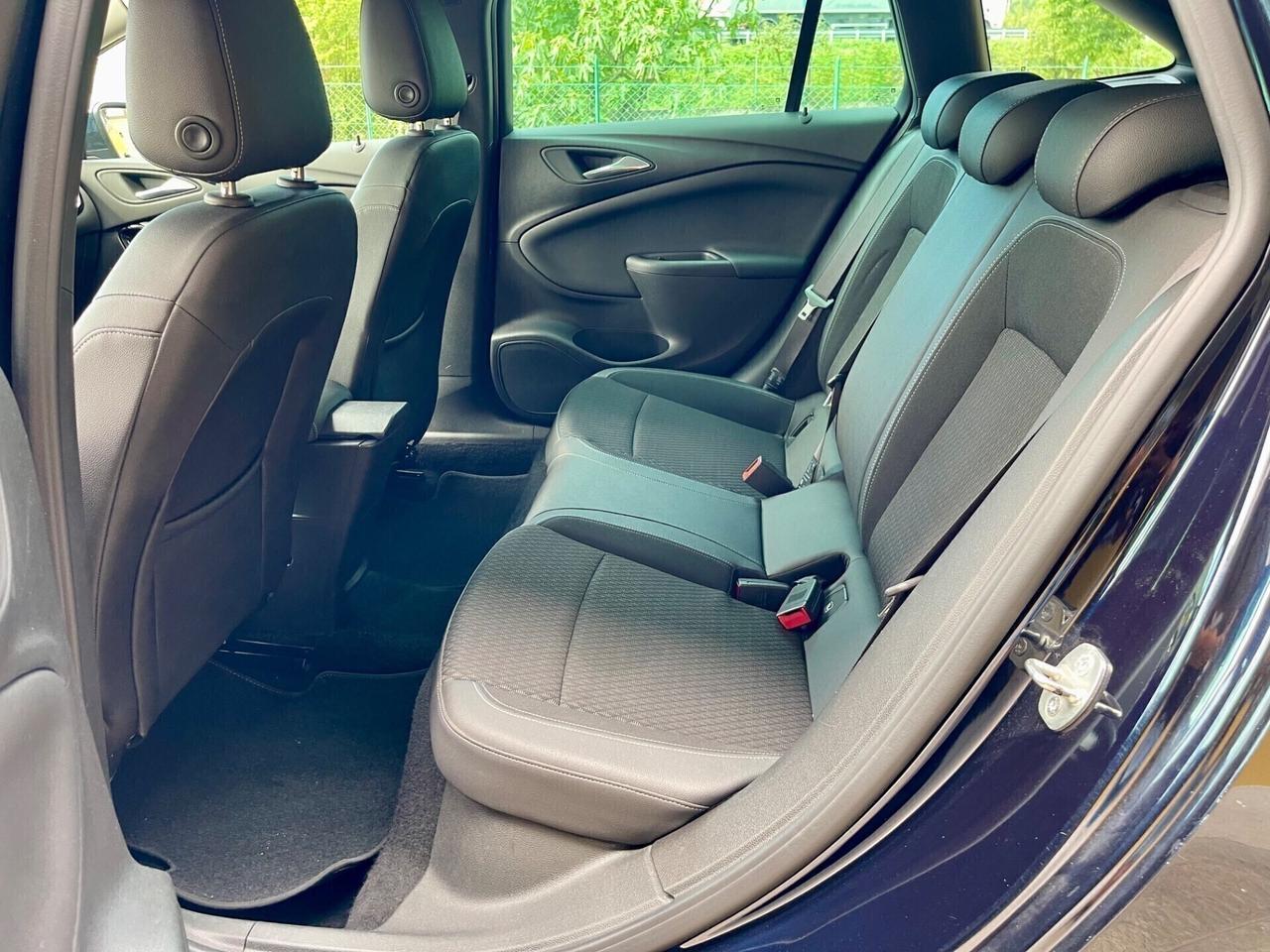 Opel Astra 1.6 CDTi 81kw Sports Tourer Innovation