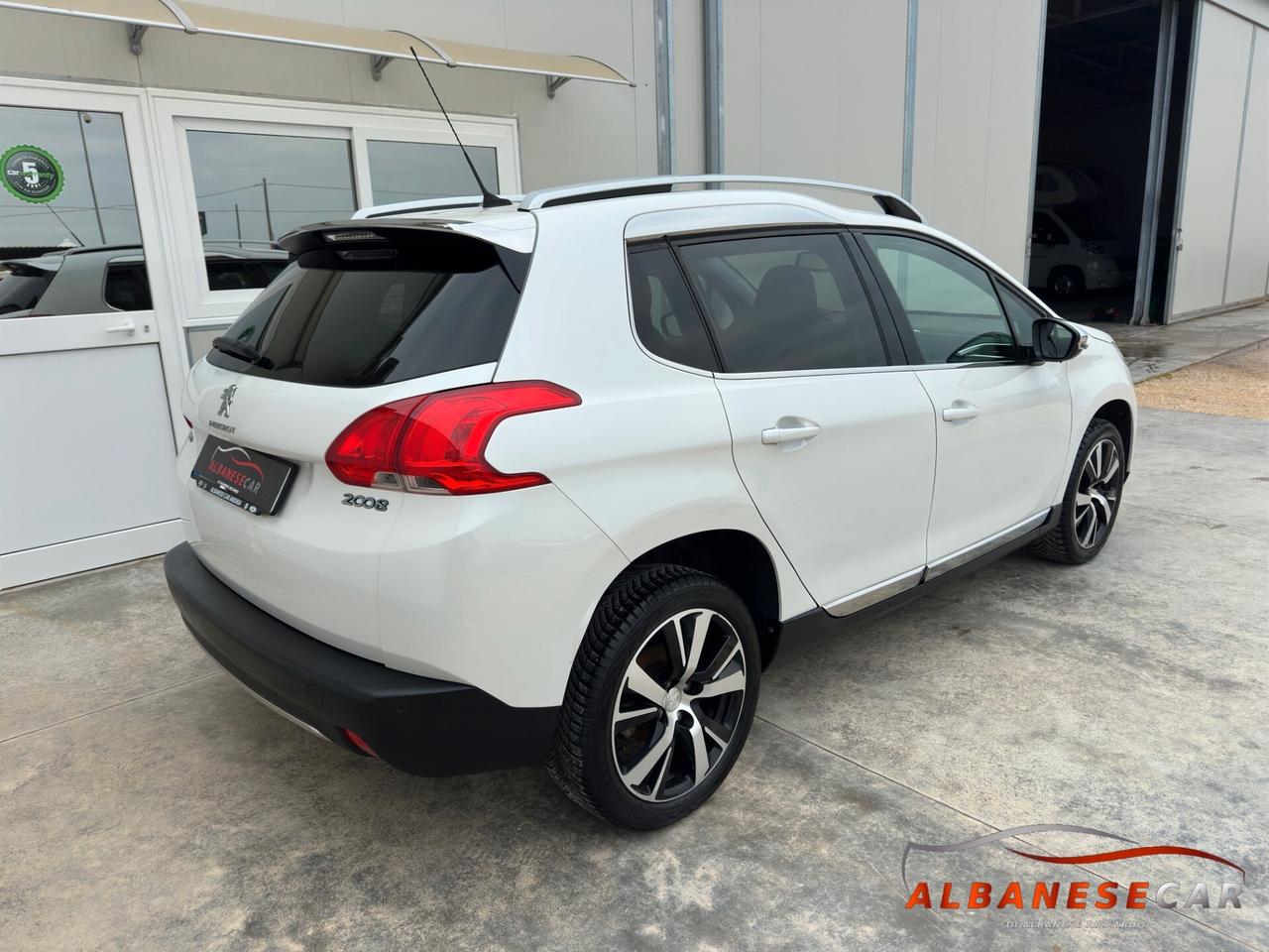 Peugeot 2008 BlueHDi 100 S&S Allure