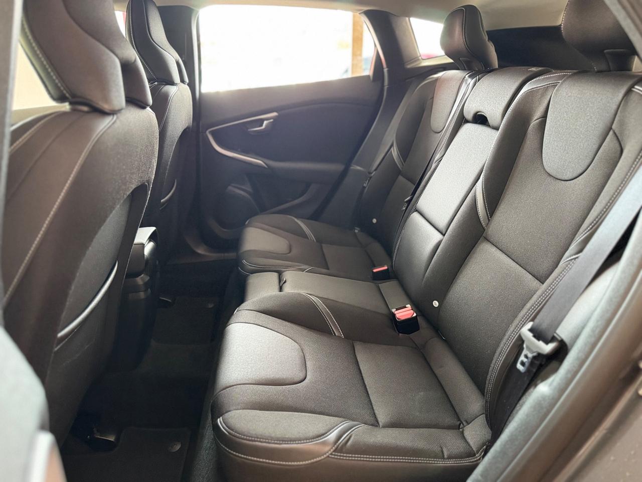 Volvo V40 D2 Business Plus