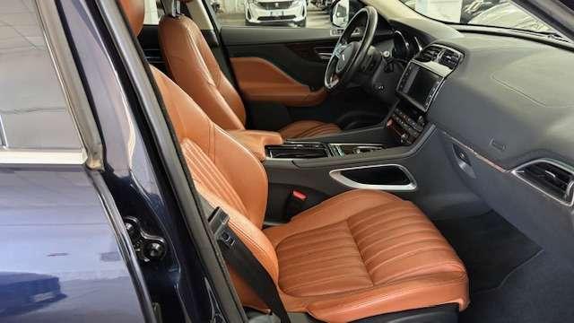 Jaguar F-Pace F-Pace 2016 2.0d Portfolio AWD 180cv auto-tetto pan-autom-
