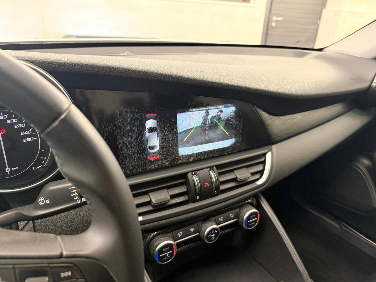 Alfa Romeo Giulia 2.2 Turbodiesel 150 CV AT8