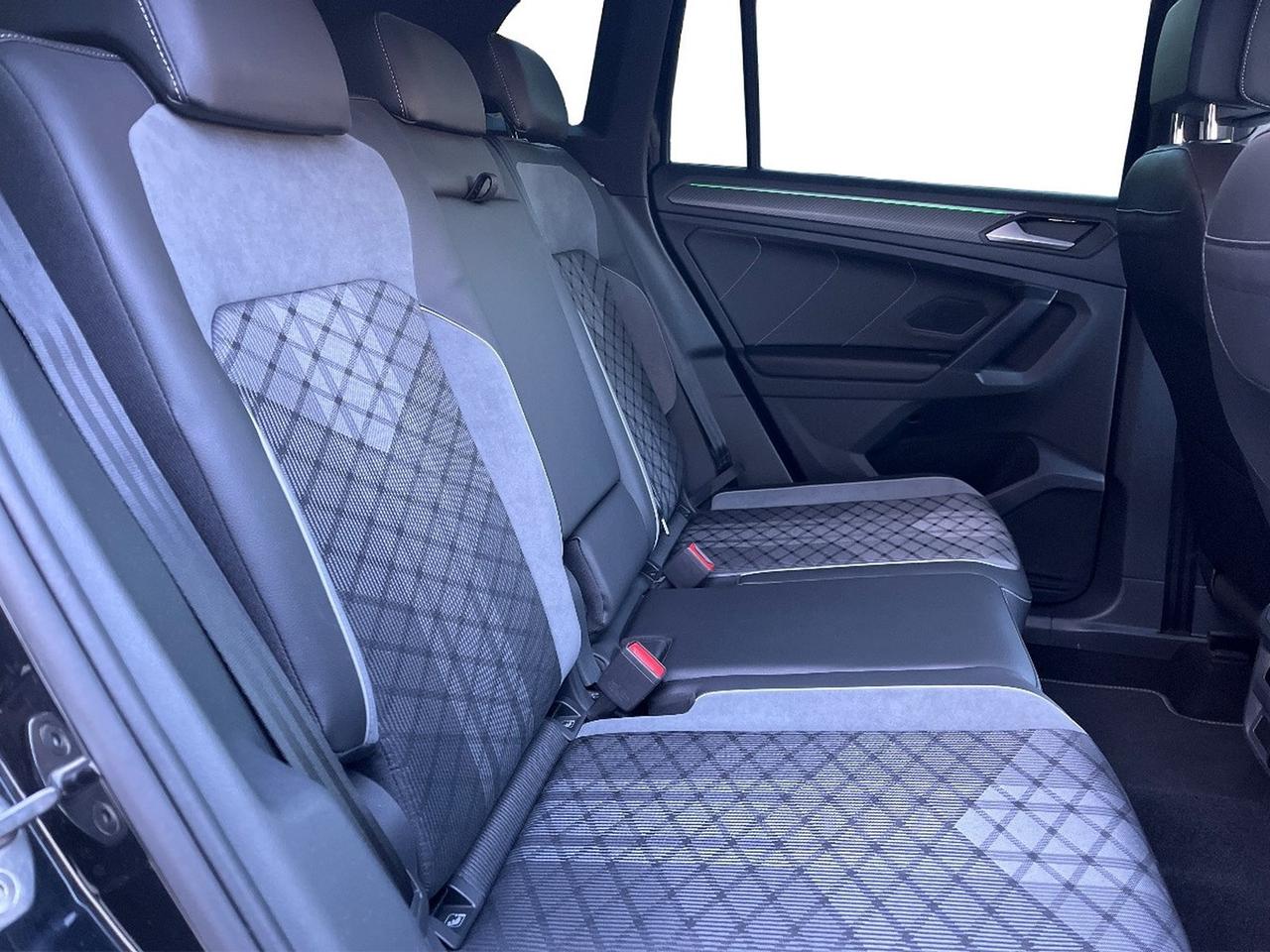 Volkswagen Tiguan 2.0 tdi r-line 150cv dsg