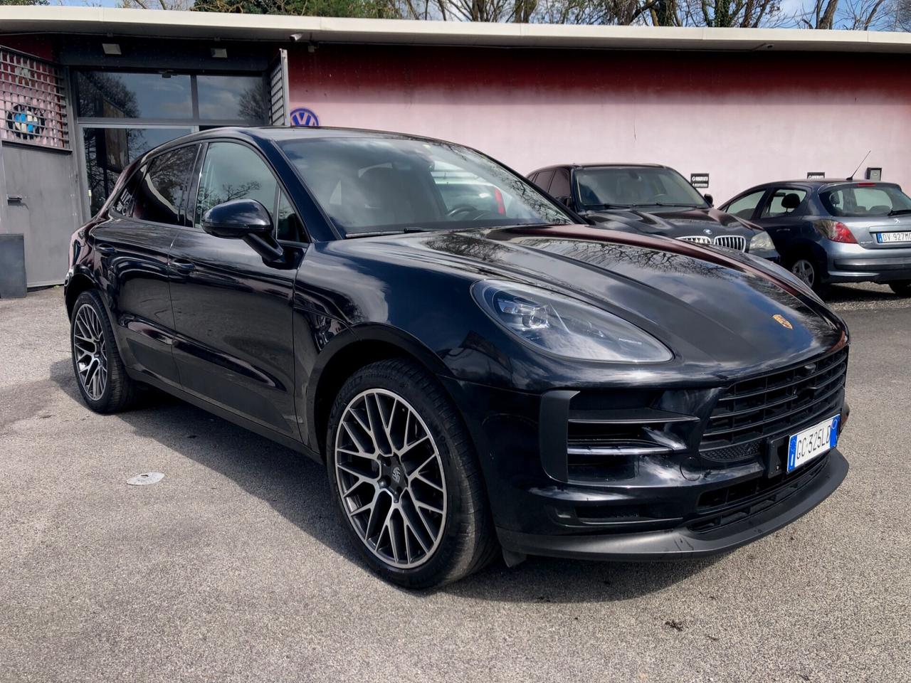 Porsche Macan 2.0 RS Black Series Tetto Gancio Traino Sport SC Permute Rate Finanziamenti