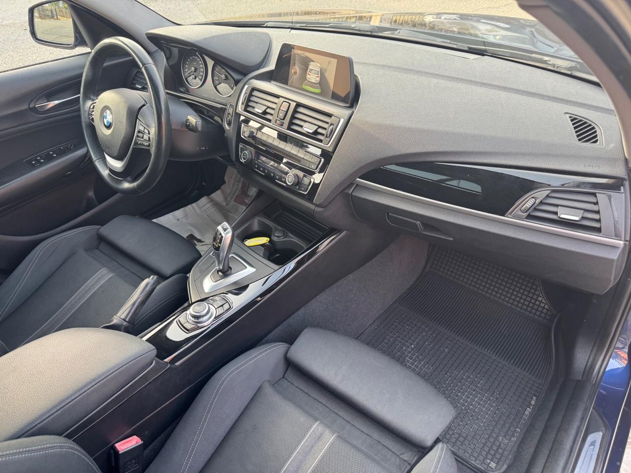 Bmw 118 118d 5p. Msport