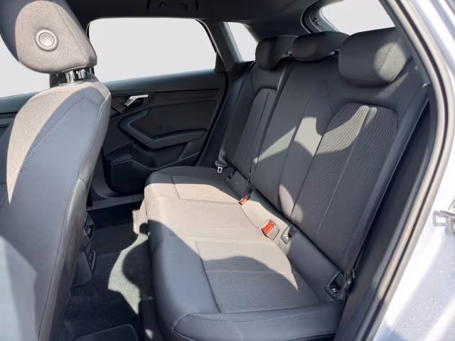 AUDI A3 A3 SPB 30 TDI S tronic Business