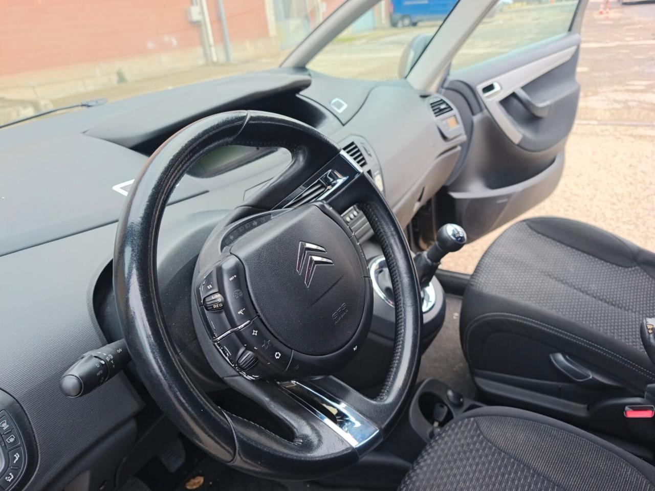 Citroen C4 2008---1.6 Diesel 7 Posti