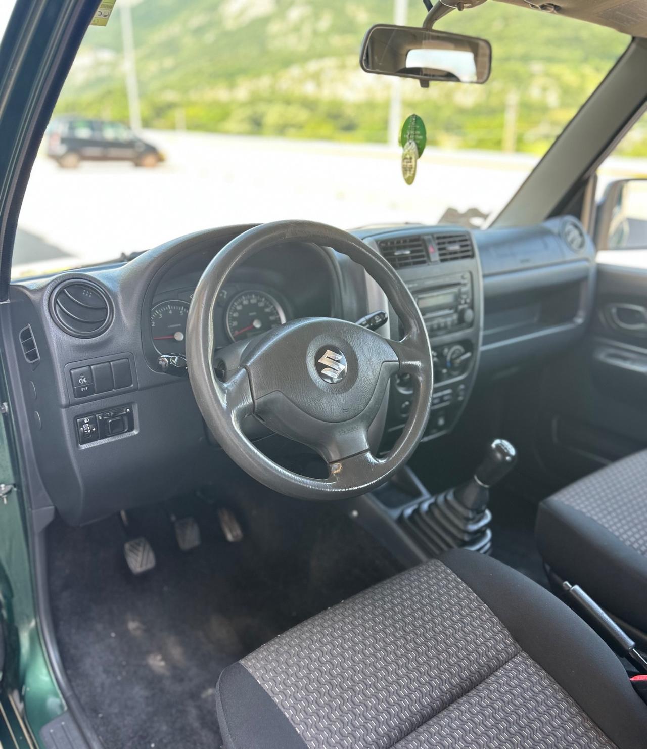 Suzuki Jimny 1.3i 4WD Special Neopatentati 2011