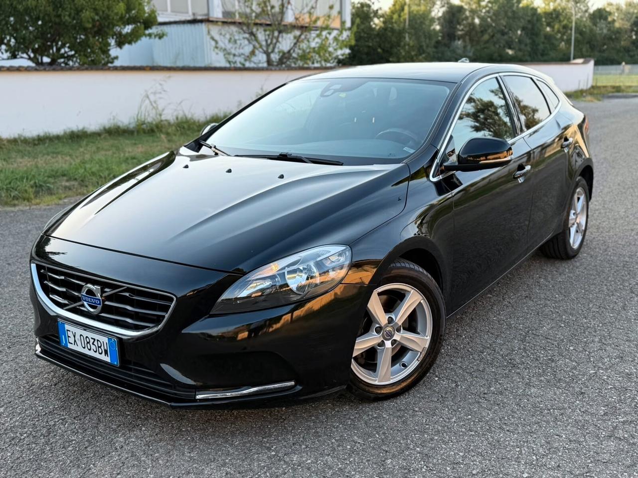 VOLVO V40 1.6 DIESEL CAMBIO AUTOMATICO