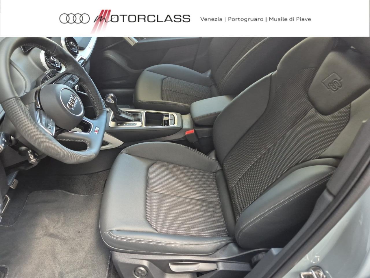 Audi Q2 35 1.5 tfsi identity black s tronic
