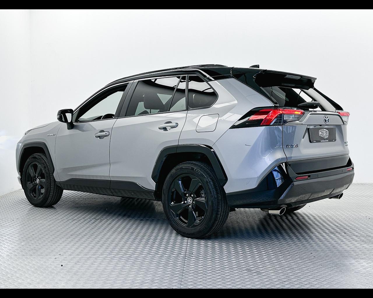 TOYOTA RAV4 5ª serie - RAV4 2.5 HV (222CV) E-CVT AWD-i Active