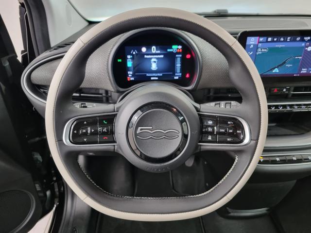 FIAT 500e 3+1 42 kWh La Prima