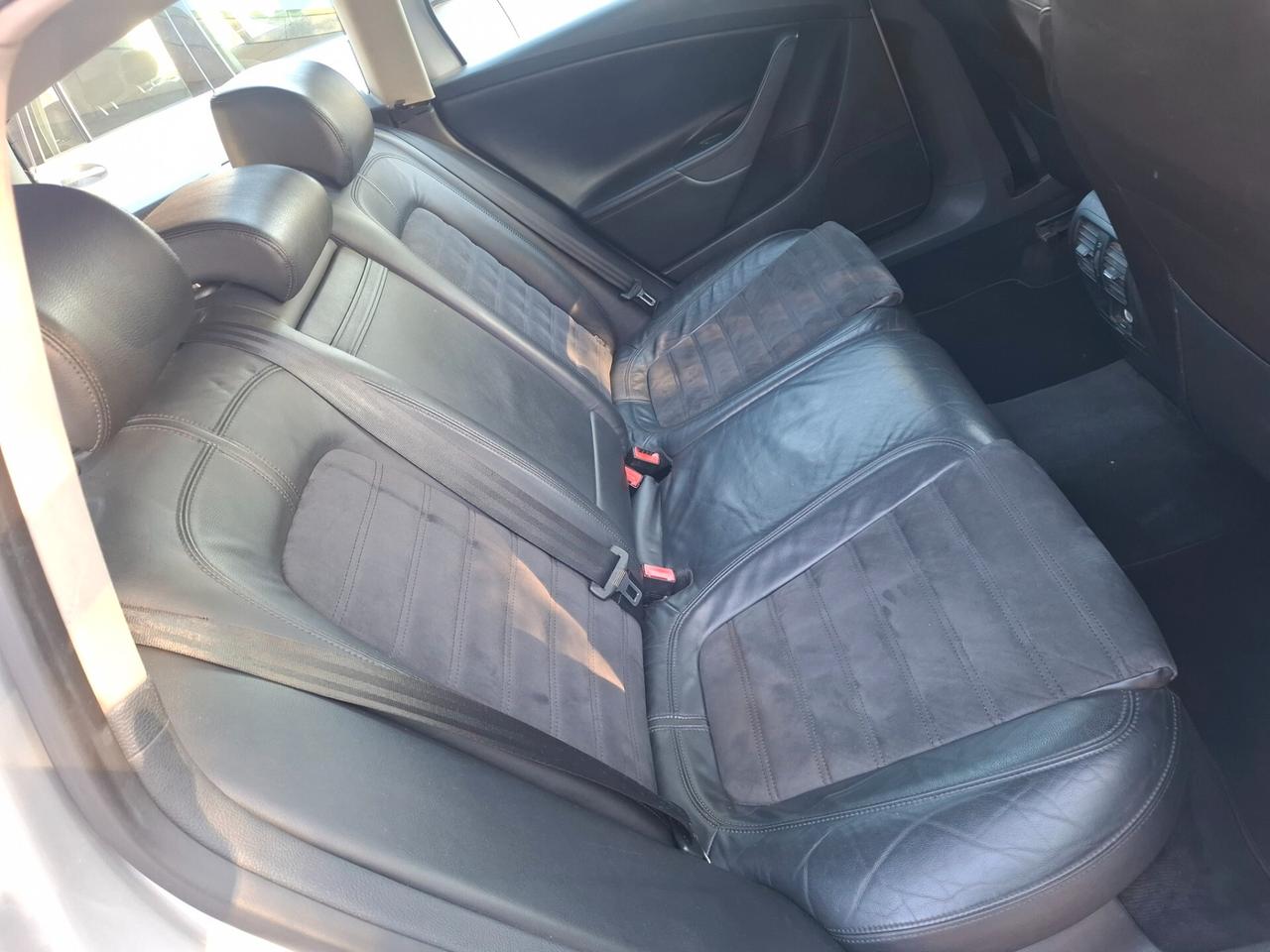 Volkswagen Passat 2.0 TDI DPF Var. Highline