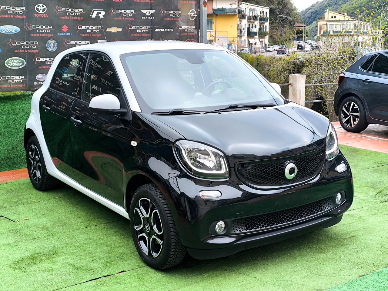 Smart ForFour 1.0 71 cv versione Passion Full Led