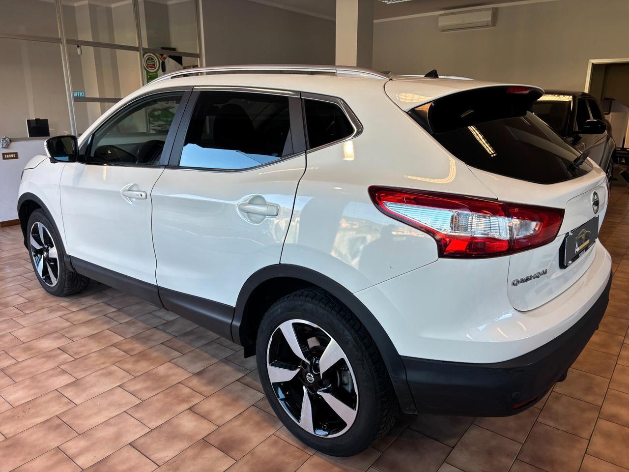 Nissan Qashqai 1.6 dci Tekna 2wd 130cv xtronic E6