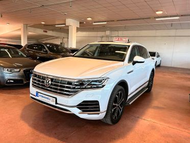 Volkswagen Touareg ADVANCED 3.0 V6 TDI SCR tiptr. 63000 KM