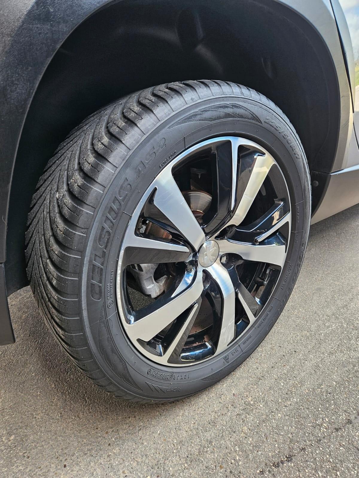 Peugeot 2008 1.6 bluehdi Allure 100cv