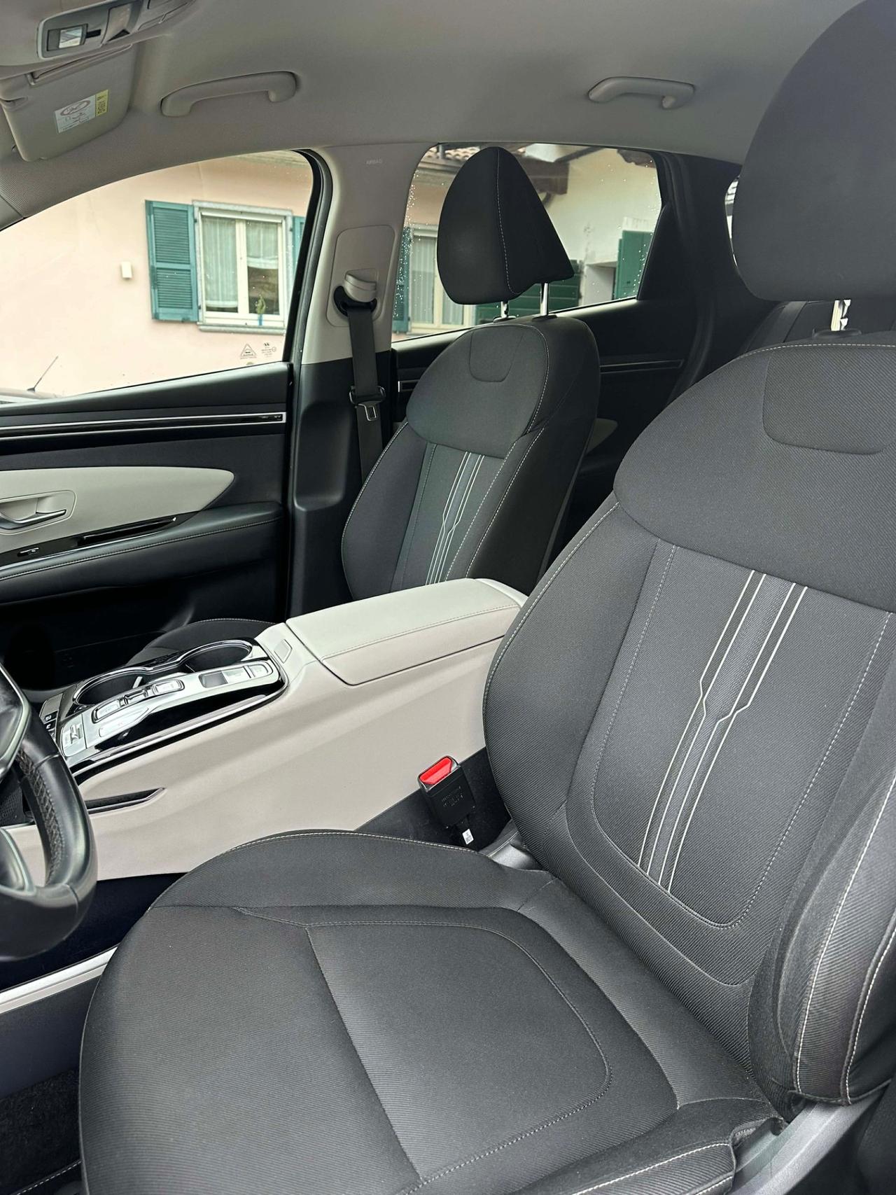 Hyundai TUCSON 1.6 HEV XLINE KMCERT UNICOPR GARANZ