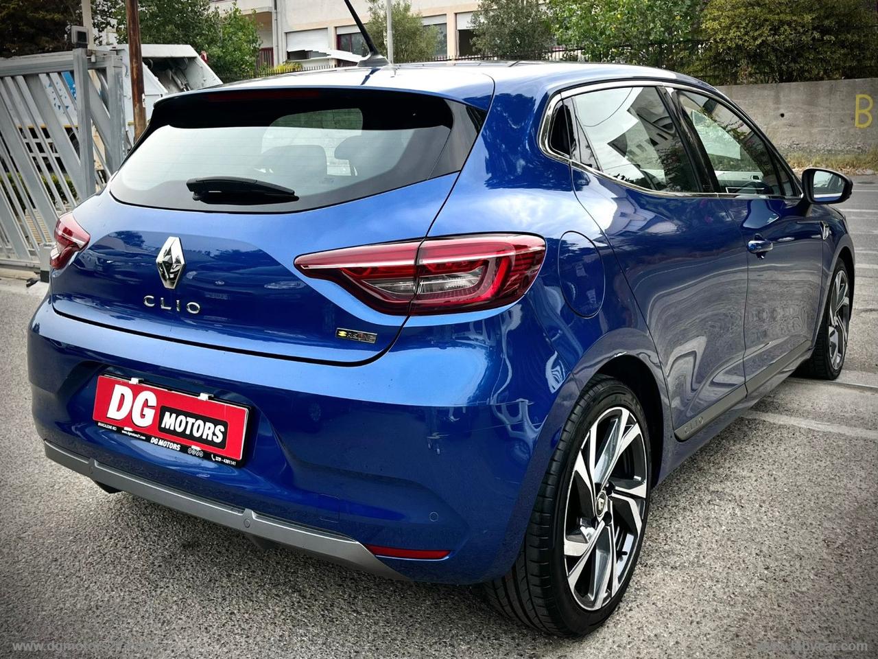 RENAULT Clio Hybrid E-Tech 140 CV 5p. R.S. Line