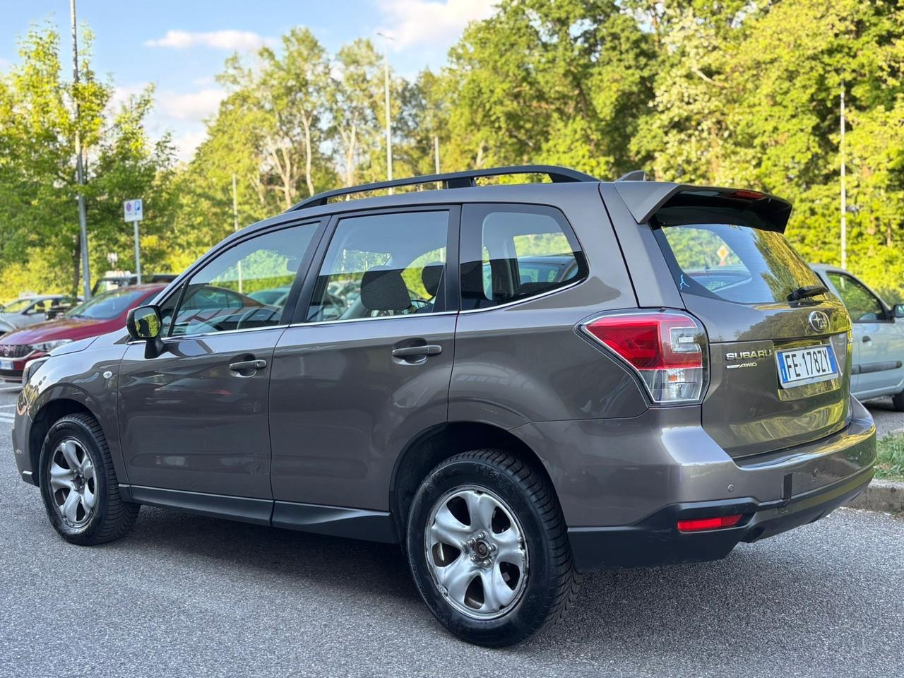 Subaru Forester 2.0i Free