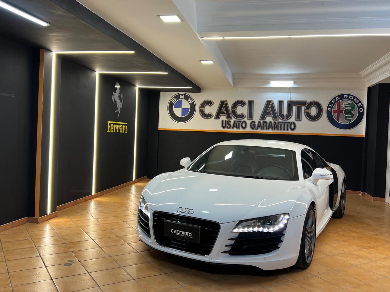 Audi R8 4.2 V8 FSI quattro R tronic Carbon
