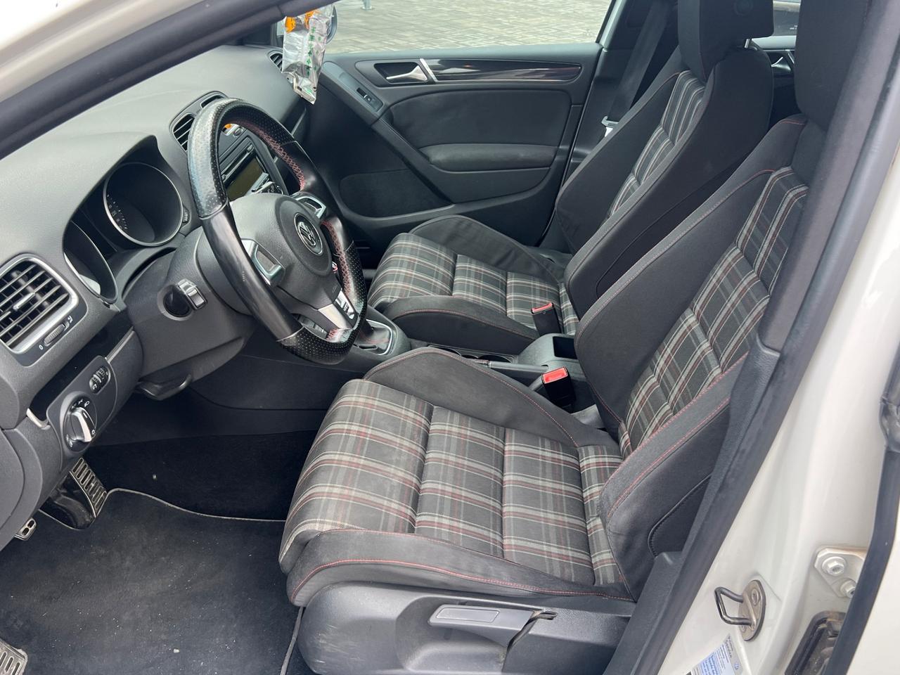 Volkswagen Golf GTI 210 cv IMPECCABILE