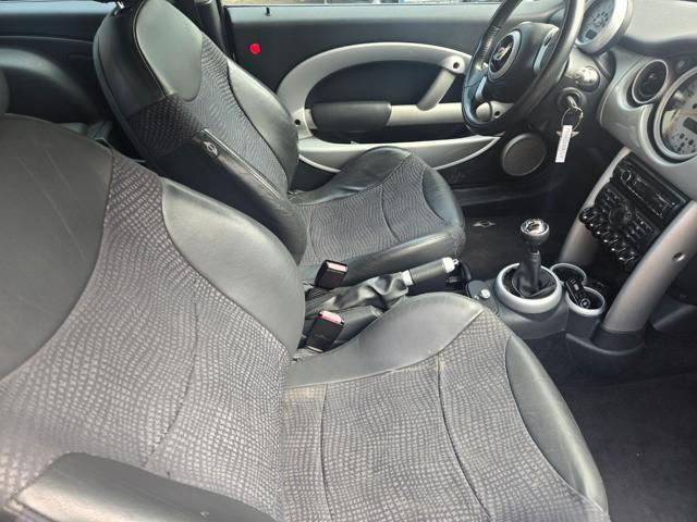 MINI Mini 1.6 16V Cooper