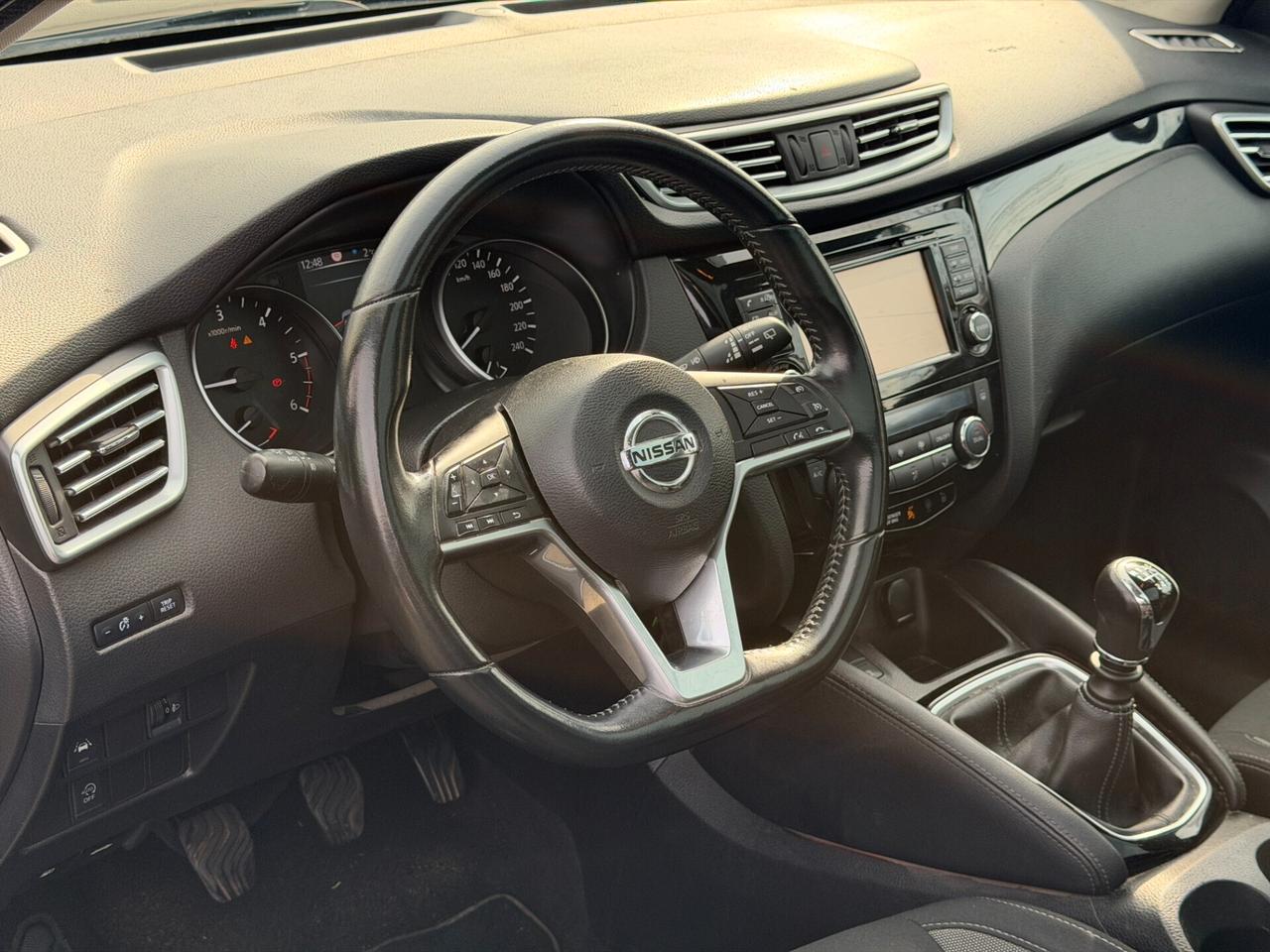 Nissan Qashqai 1.5 dCi N-Connecta