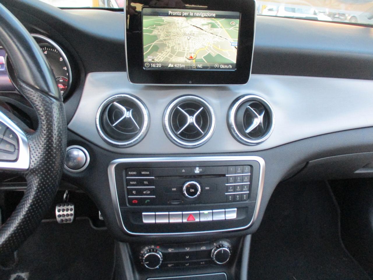 Mercedes-benz CLA 200 d FULL (TETTO APRIBILE) 2017