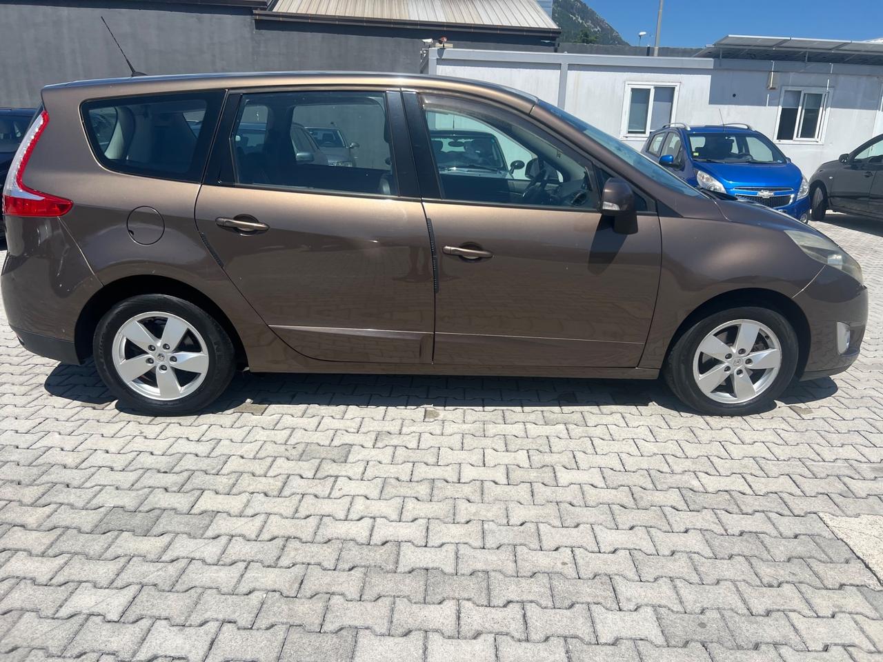 Renault Scenic Scénic 1.9 dCi 130CV Luxe