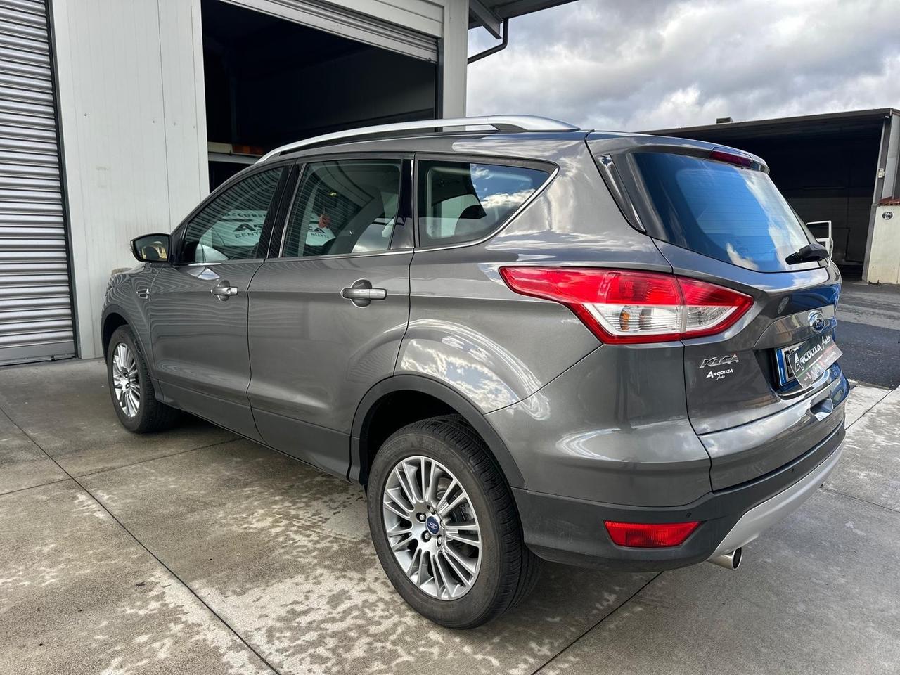 Ford Kuga 2.0 TDCI 140 CV 4WD Titanium