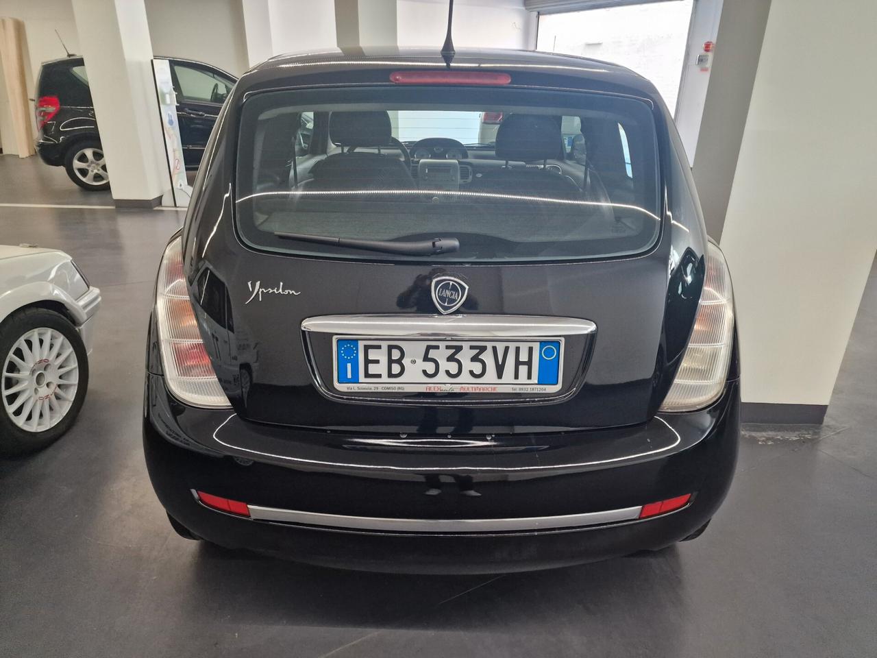 Lancia Ypsilon 1.3 MJT 90 CV Platino