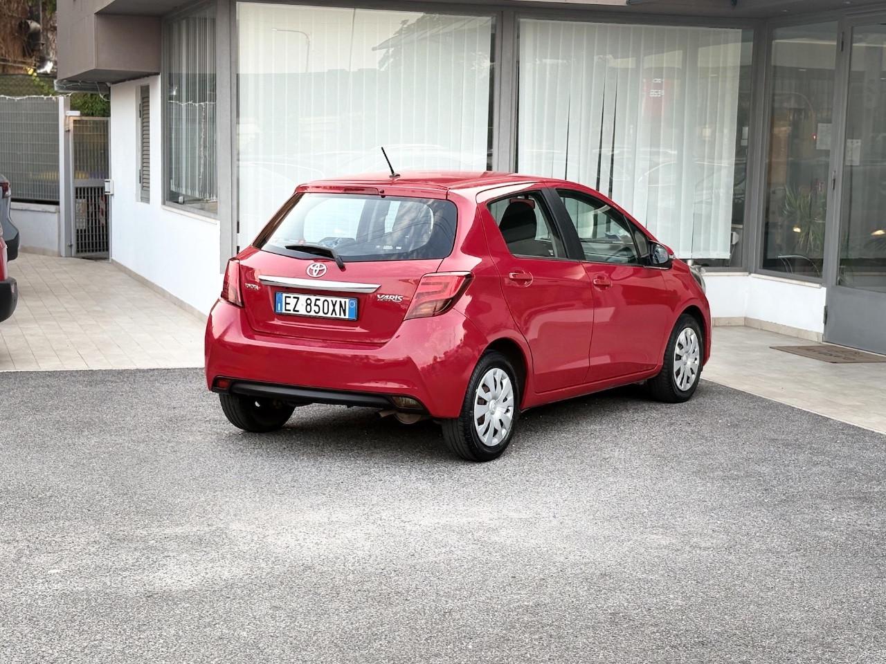 Toyota Yaris 1.0 Benzina 69CV E6 Neo - 2015
