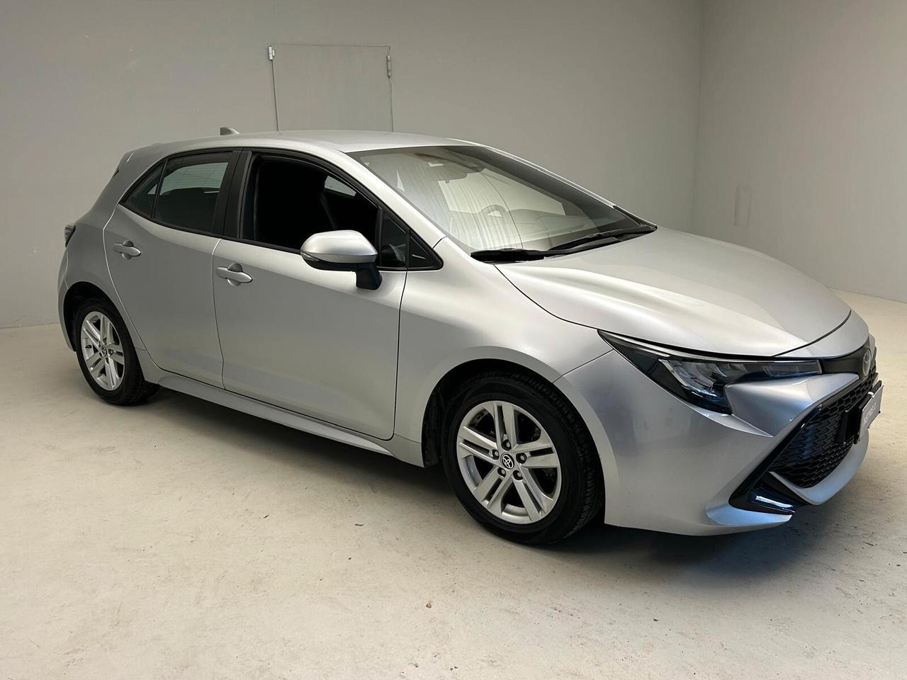 Toyota Corolla 1.8 Hybrid Business