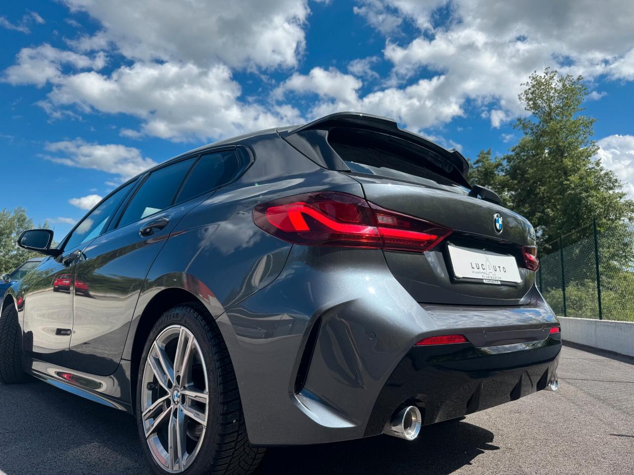 Bmw 118 118d 5p. Msport