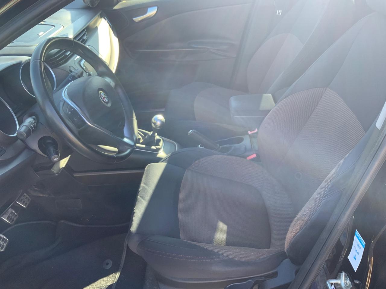 Alfa Romeo Giulietta 1.6 JTDm-2 105 CV Exclusive