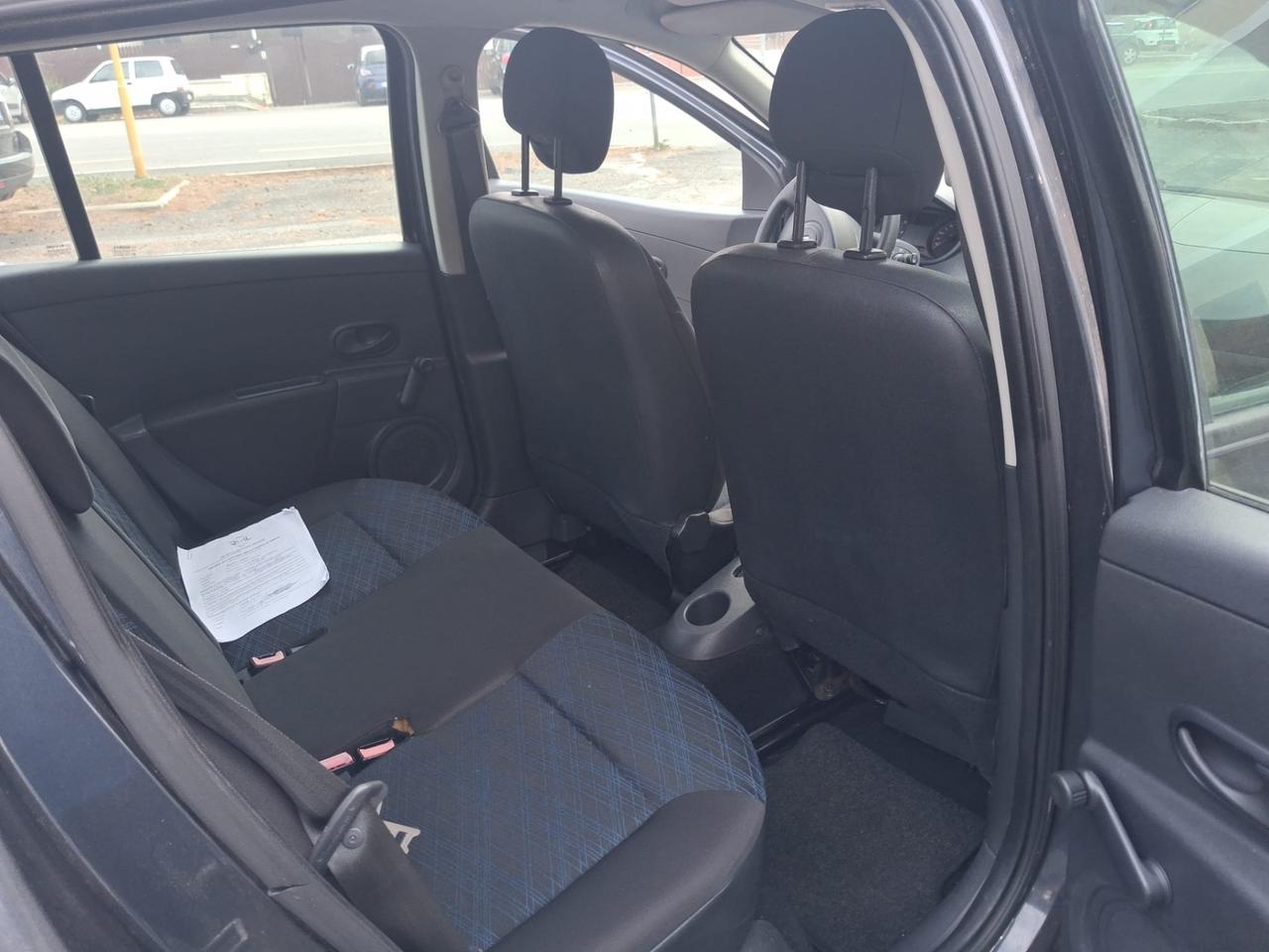 Renault Clio 1.2 16V 5 porte Confort