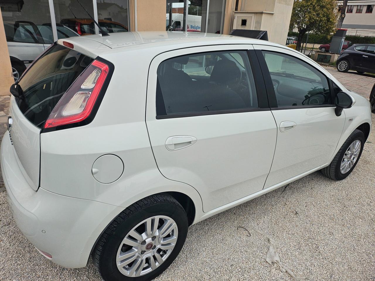 Fiat Punto 1.4 8V 3 porte Natural Power Lounge