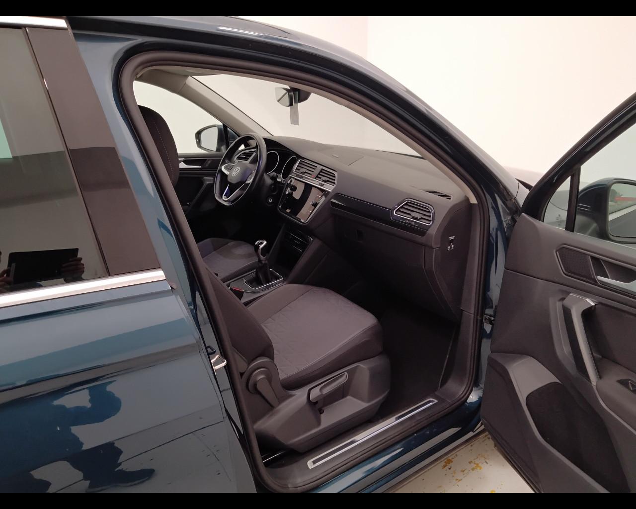 VOLKSWAGEN Tiguan II 2021 - Tiguan 2.0 tdi Life 122cv
