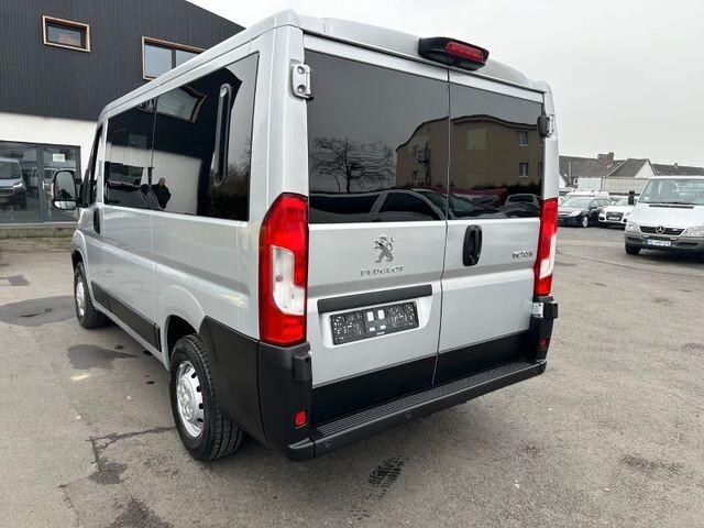 Peugeot Boxer 330 BlueHDi 120 S&S PC-TN Combi Comfort