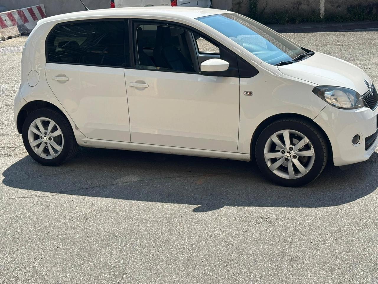 Skoda Citigo 1.0 68 CV 5 porte Active G-Tec