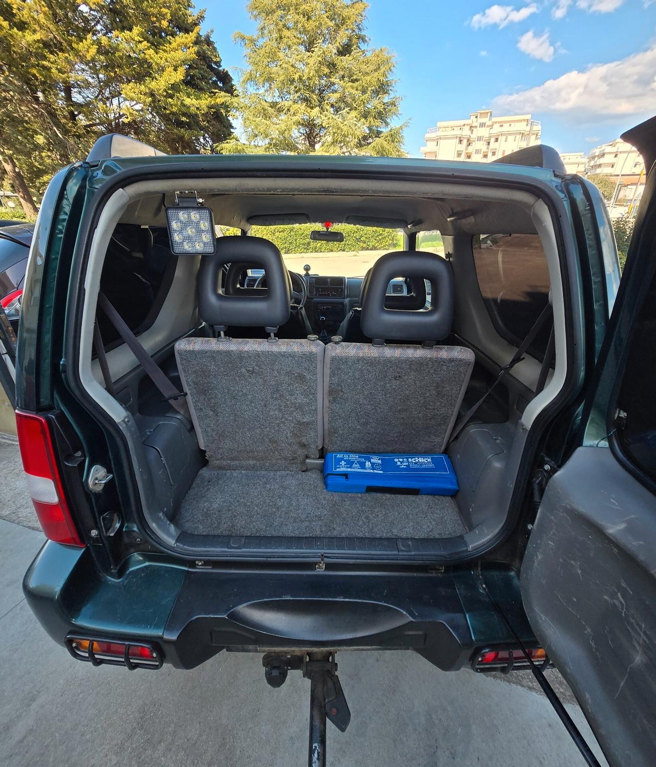 Suzuki Jimny 1.3i 16V cat 4WD JLX