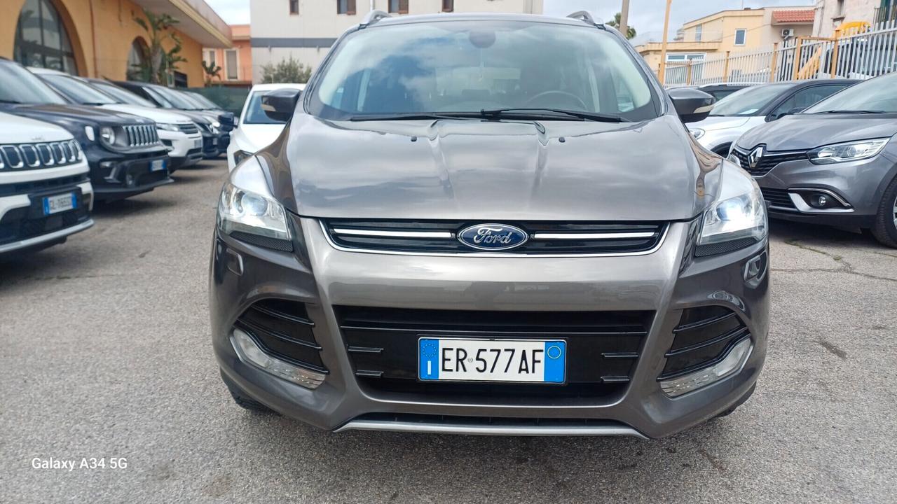 Ford Kuga 2.0 TDCI 140 CV 4WD Titanium