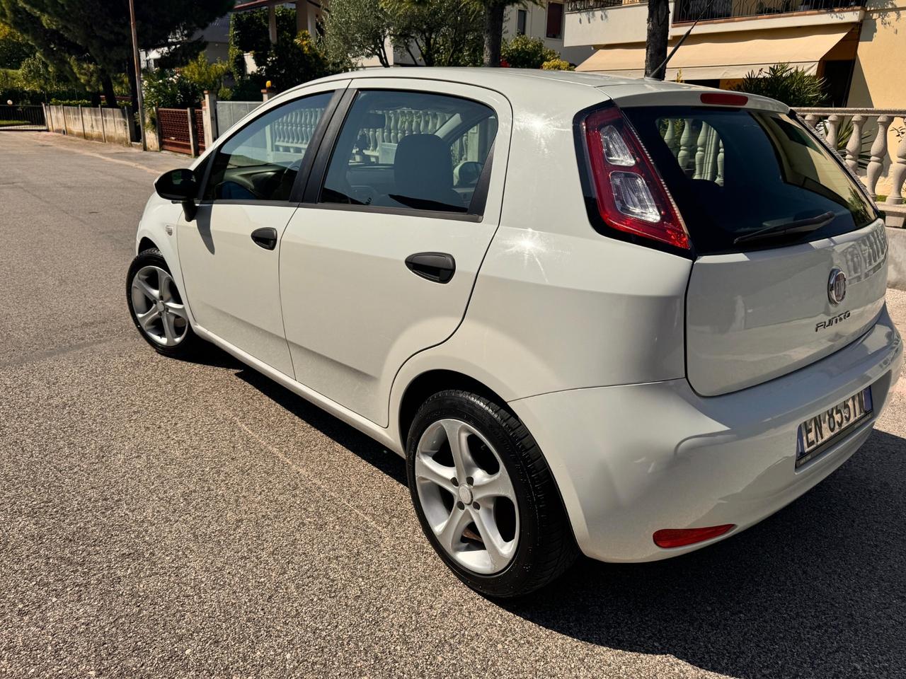 Fiat Punto 1.3 MJT II S&S 85 CV 5 porte ECO Lounge
